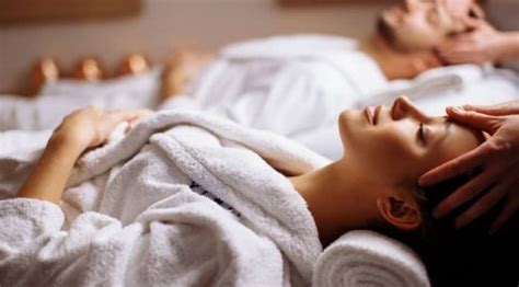 Massage sensuel complet du corps Massage érotique Houthalen